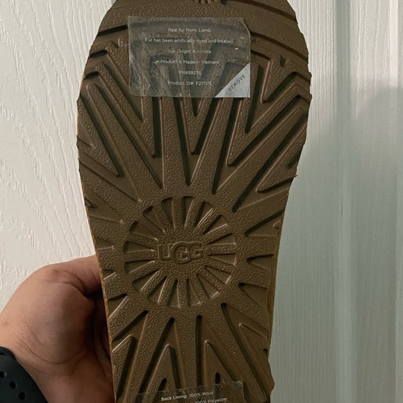 UGG SANDALS - Picture 7 of 8